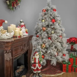 Full-National Tree Company 7.5 Ft. Hgtv Home Collection Pre-Lit Flocked Bavarian Pine Tree