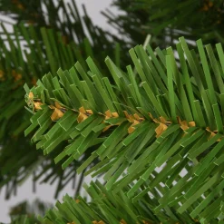 Full-National Tree Company 7.5 Ft. Peyton Spruce Hinged Tree